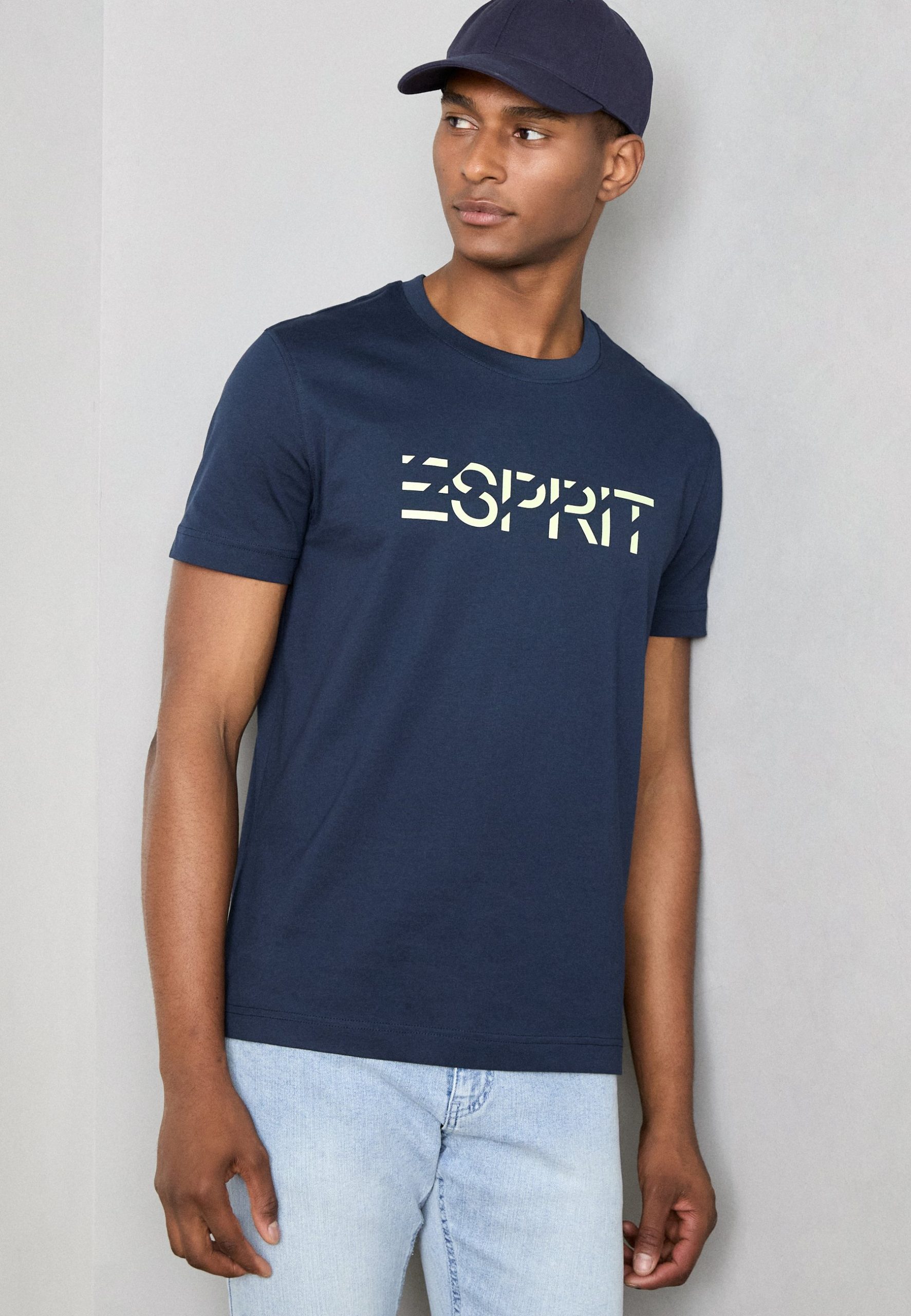 esprit-t-shirty-150bbj-1.jpg